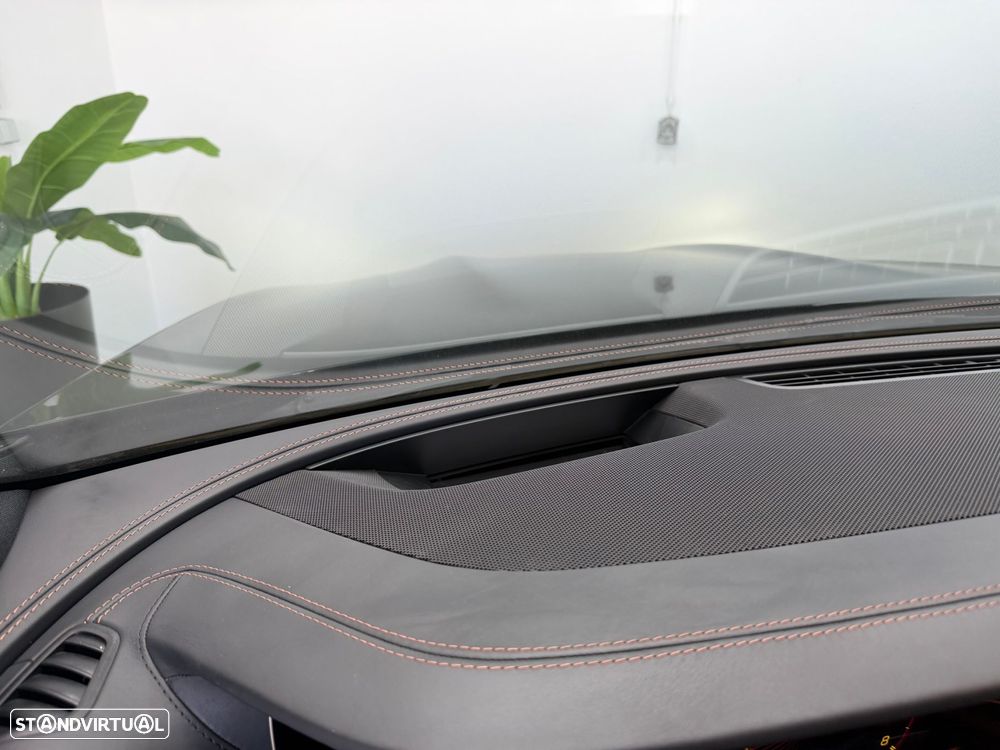 Mercedes-Benz AMG GT 53 4Matic+ - 36