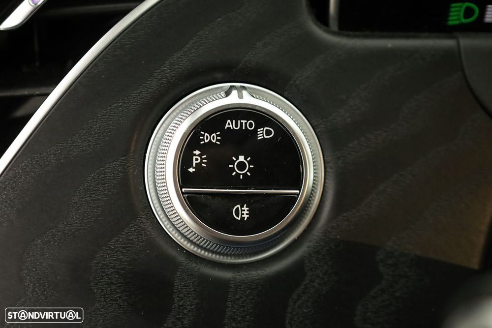 Mercedes-Benz E 300 de AMG Line - 18
