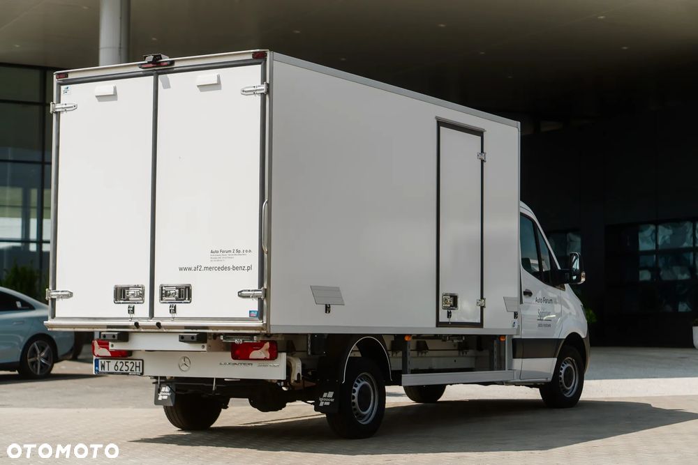 Mercedes-Benz Sprinter - 5