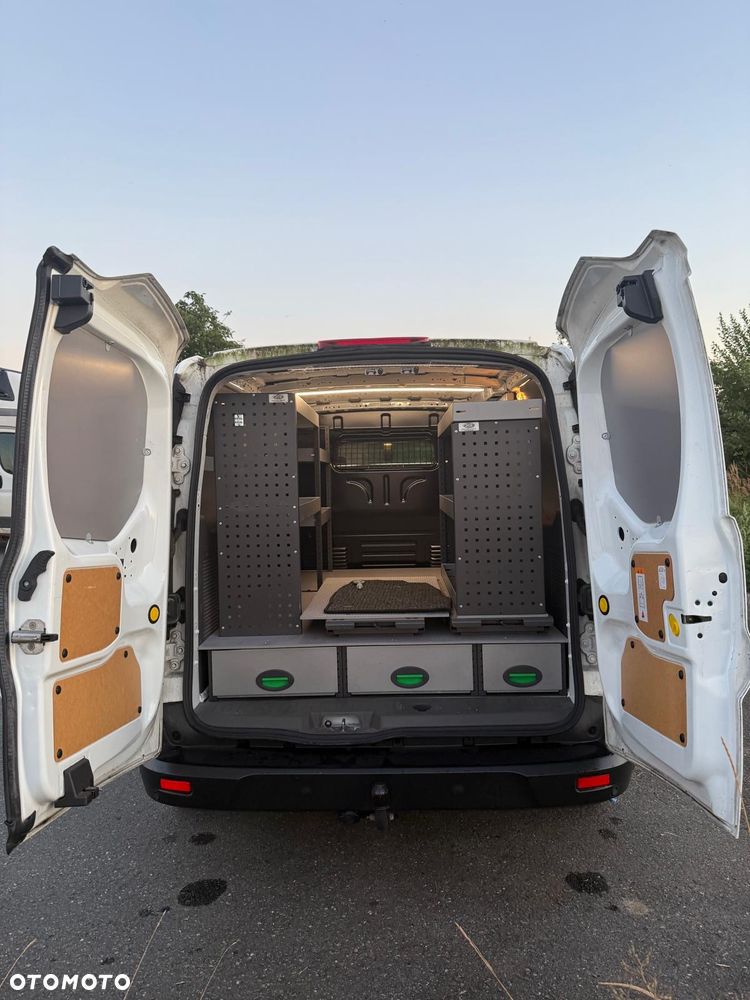 Ford Connect - 8
