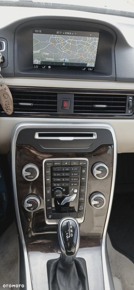 Volvo XC 70 - 30