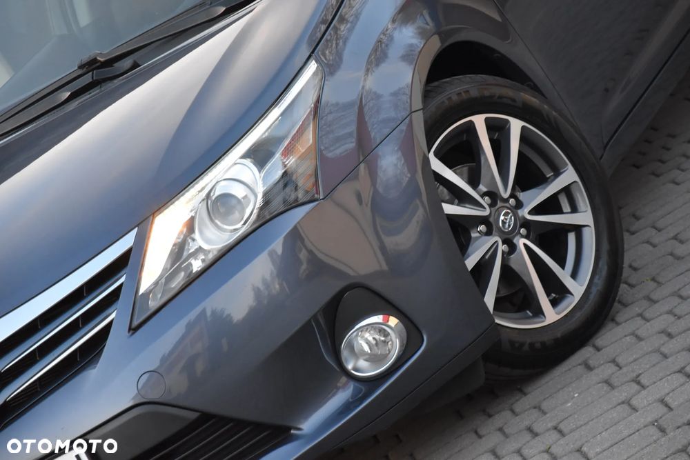 Toyota Avensis 1.8 Edition - 4