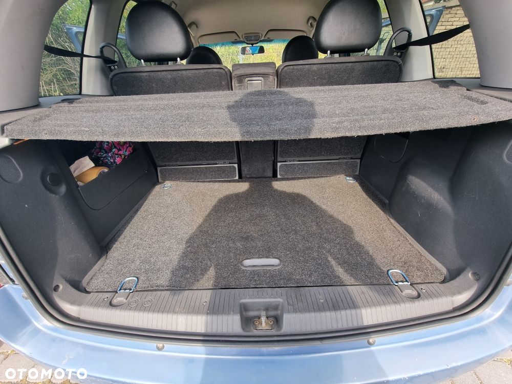 Opel Meriva - 8