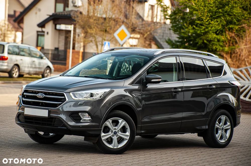 Ford Kuga - 26