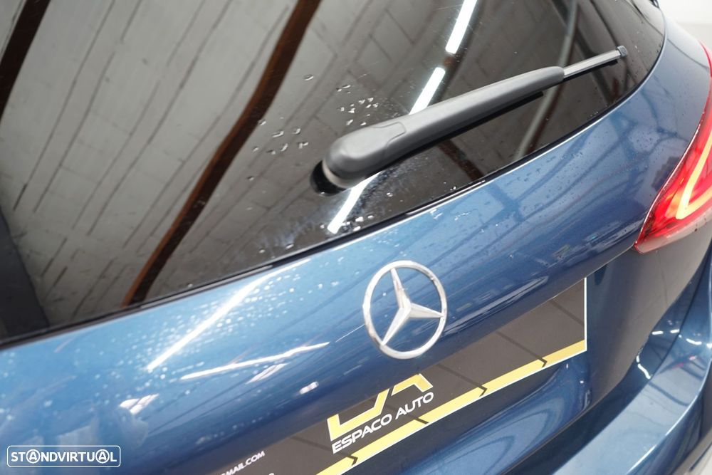 Mercedes-Benz A 180 7G-DCT AMG Line - 15