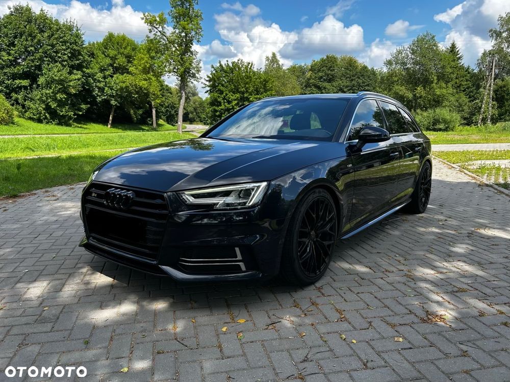 Audi A4 Avant 2.0 TDI ultra S tronic sport - 1