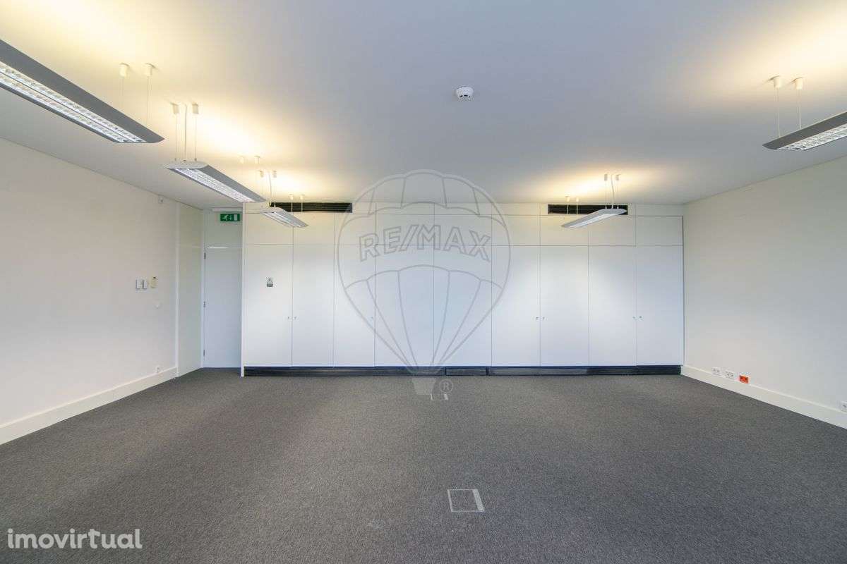 Escritório  para arrendamento - Grande imagem: 2/8