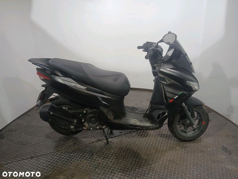 Aprilia SX - 6
