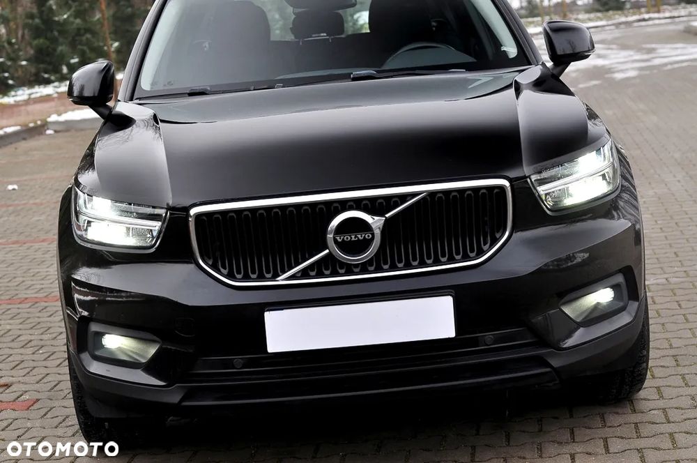 Volvo XC 40 T3 Momentum Pro - 5