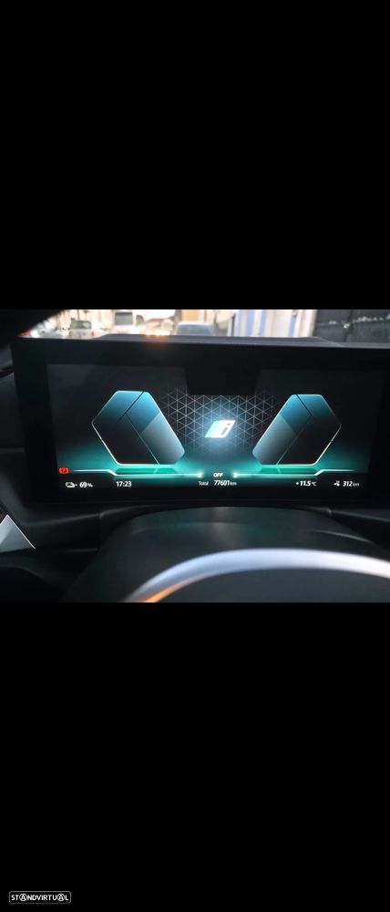 BMW i4 eDrive40 Pack Desportivo M - 9