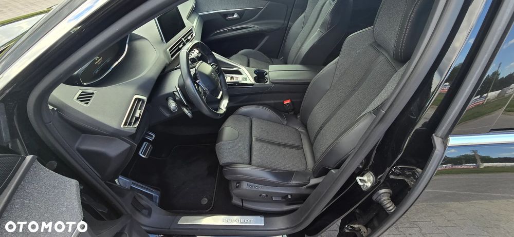 Peugeot 3008 THP 165 EAT6 Stop & Start Allure - 17