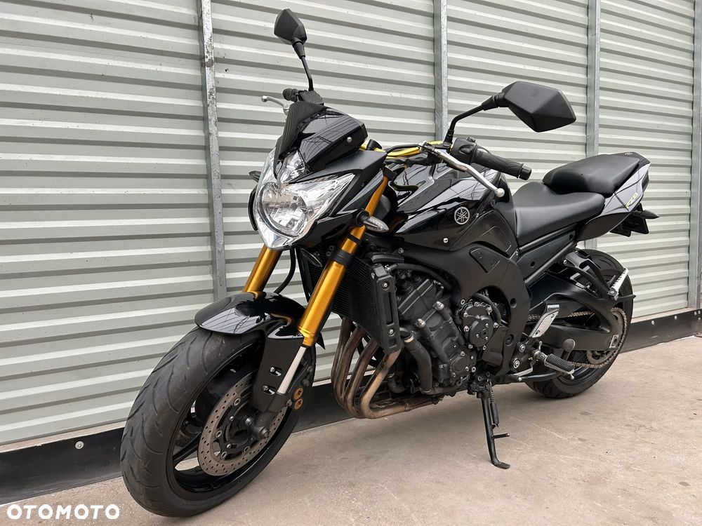 Yamaha FZ8