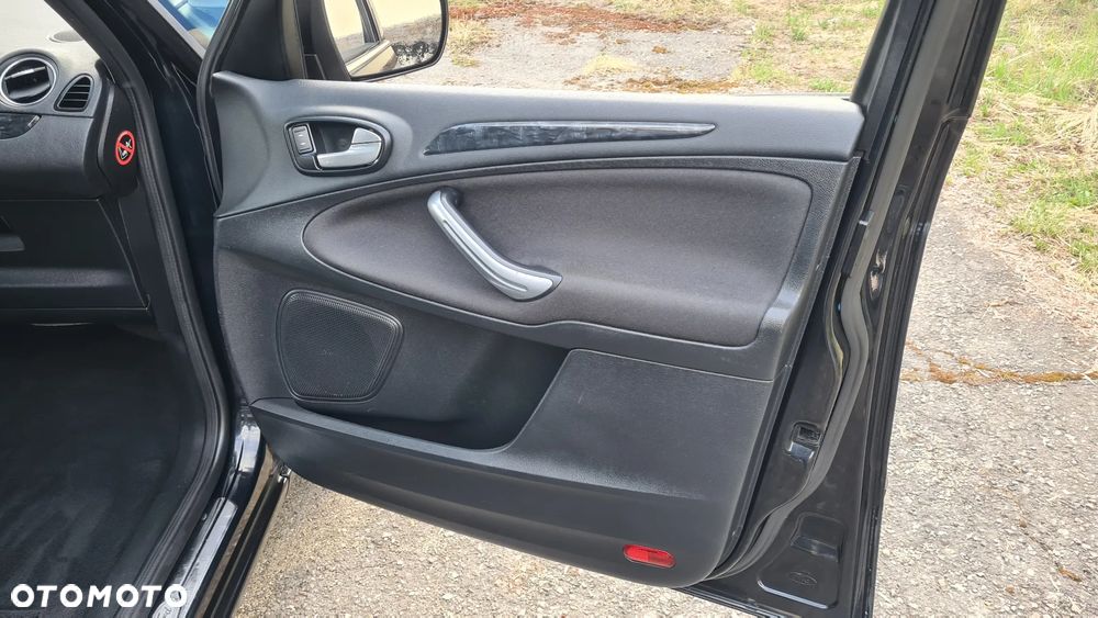 Ford Galaxy 2.0 TDCi Titanium - 15