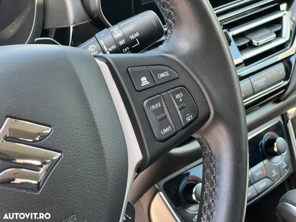 Suzuki S-Cross - 16