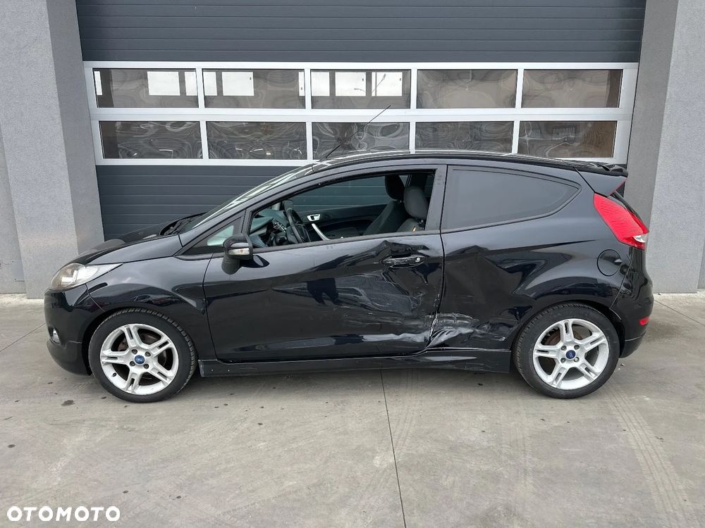 Ford Fiesta 2012 photo 4