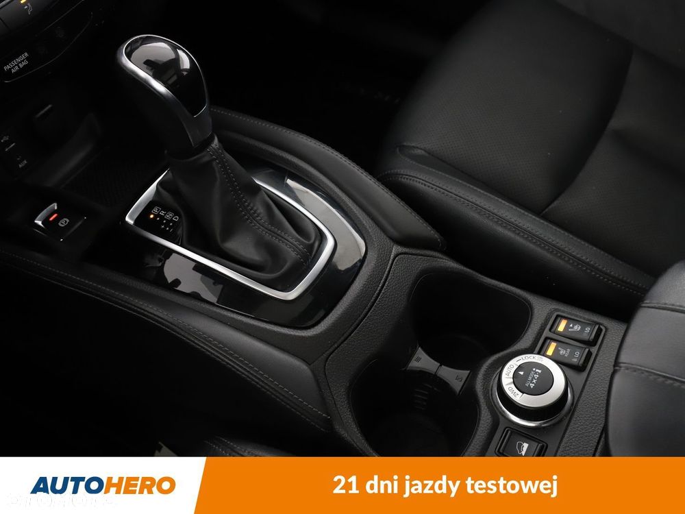Nissan X-Trail 2.0 dCi Tekna Xtronic 4WD - 26