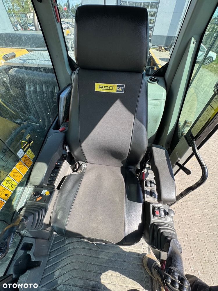 Hitachi JAPOŃSKA ZX19-6 1.9 tony Dostepna OD RĘKI na placu!! - 27