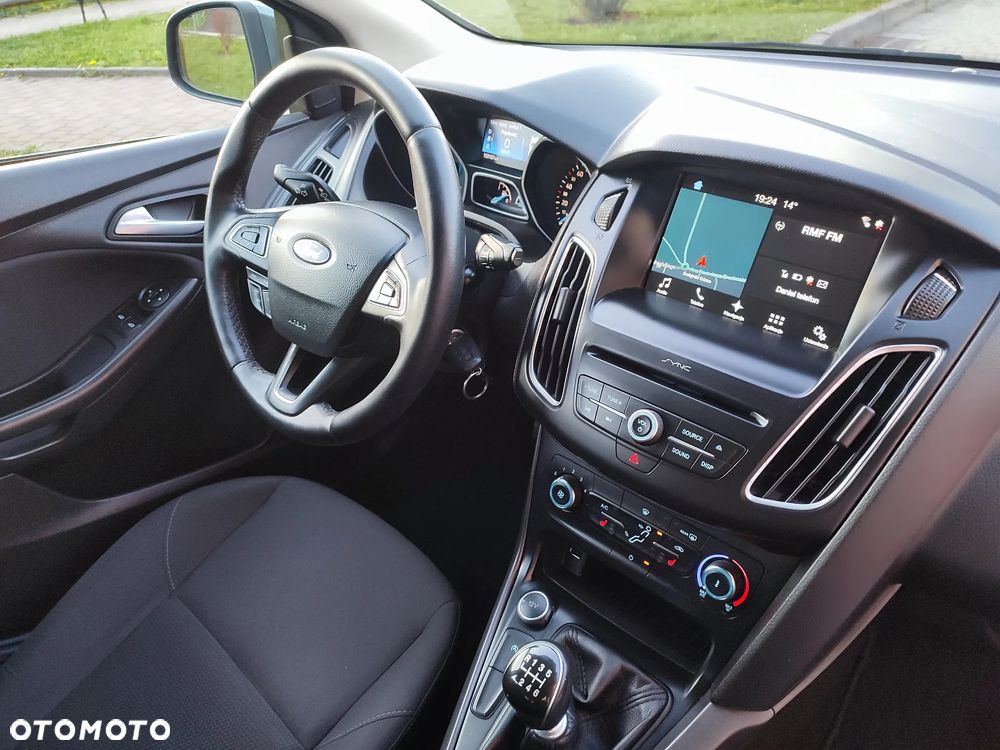 Ford Focus 1.0 EcoBoost Edition Start - 28