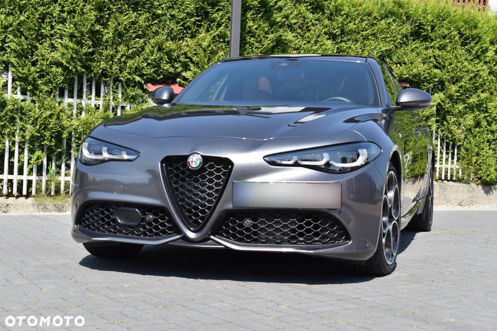 Alfa Romeo Giulia 2.0 Turbo 16V AT8-Q4 Ti - 2