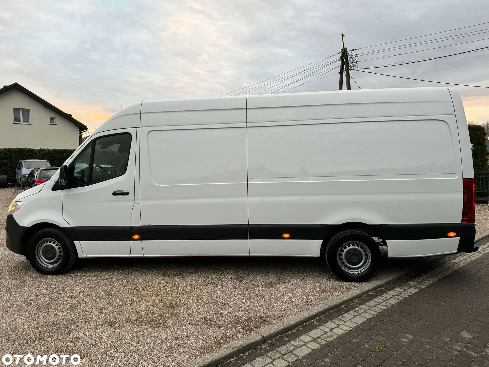 Mercedes-Benz Sprinter - 5