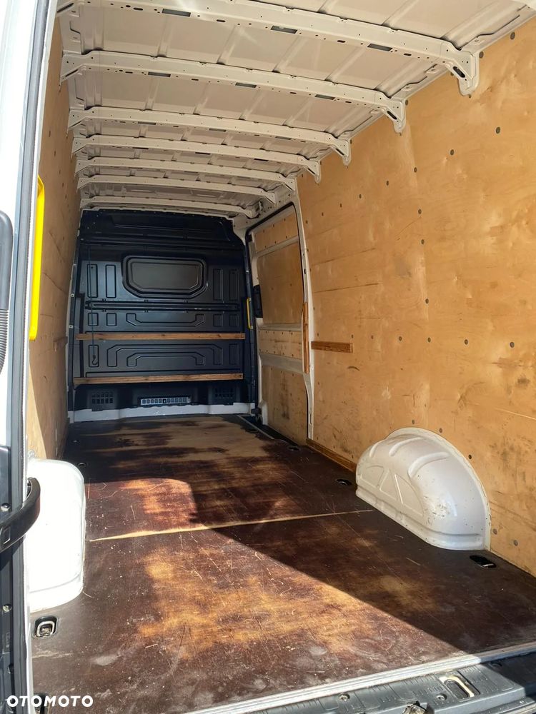 Volkswagen Crafter - 9