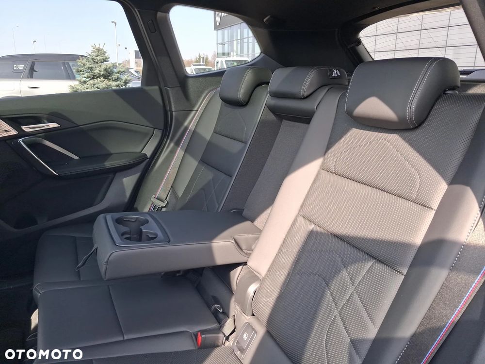 BMW X1 - 15