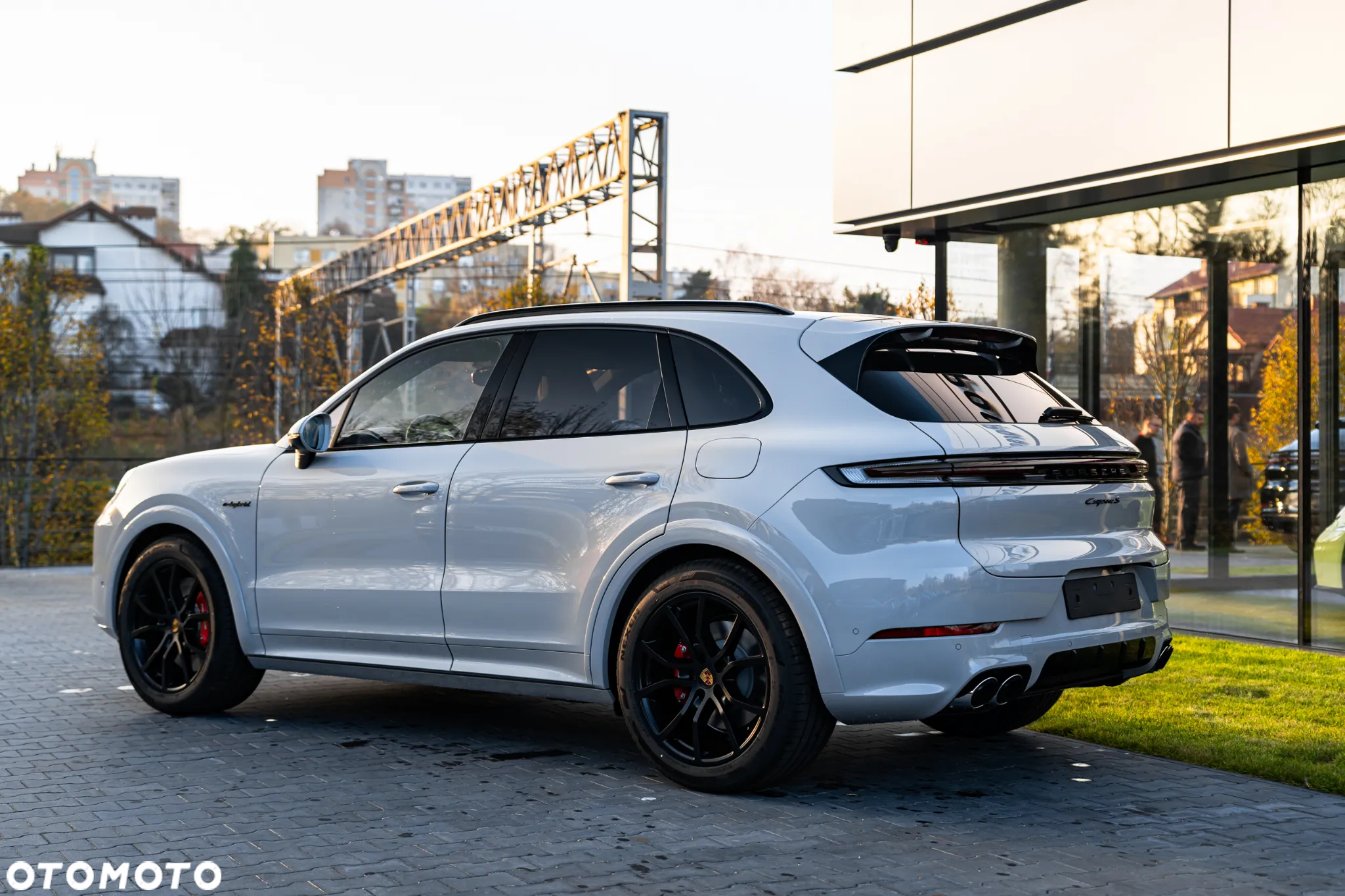 Porsche Cayenne S E-Hybrid PHEV - 3