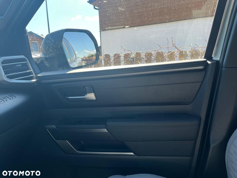 Toyota Tundra - 13