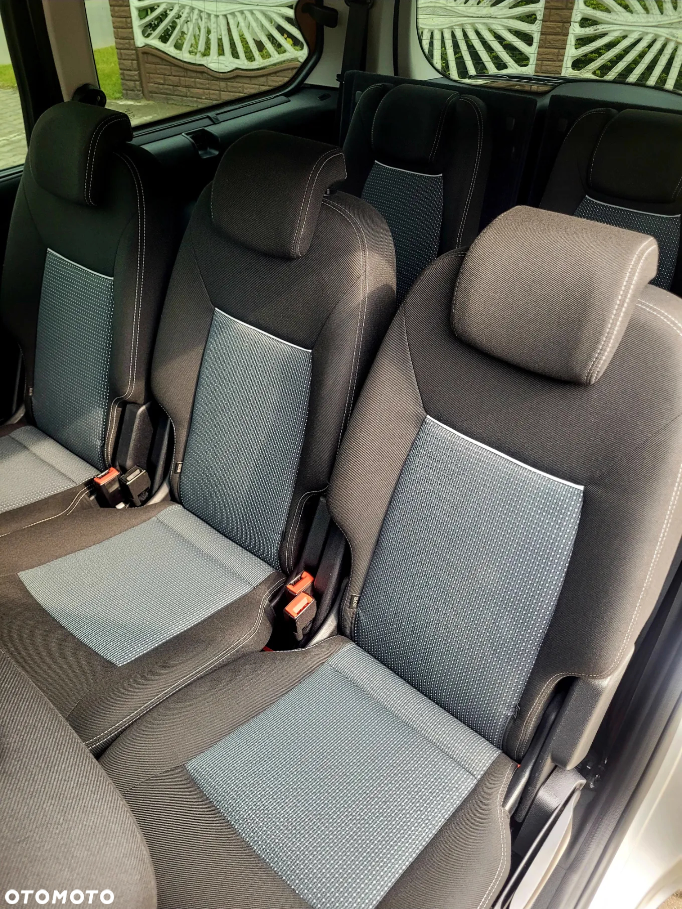 Ford Galaxy 2.0 TDCi Titanium - 26
