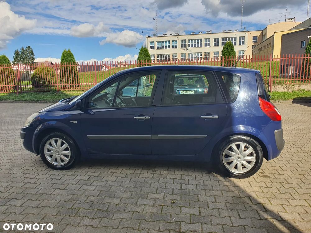 Renault Scenic - 12