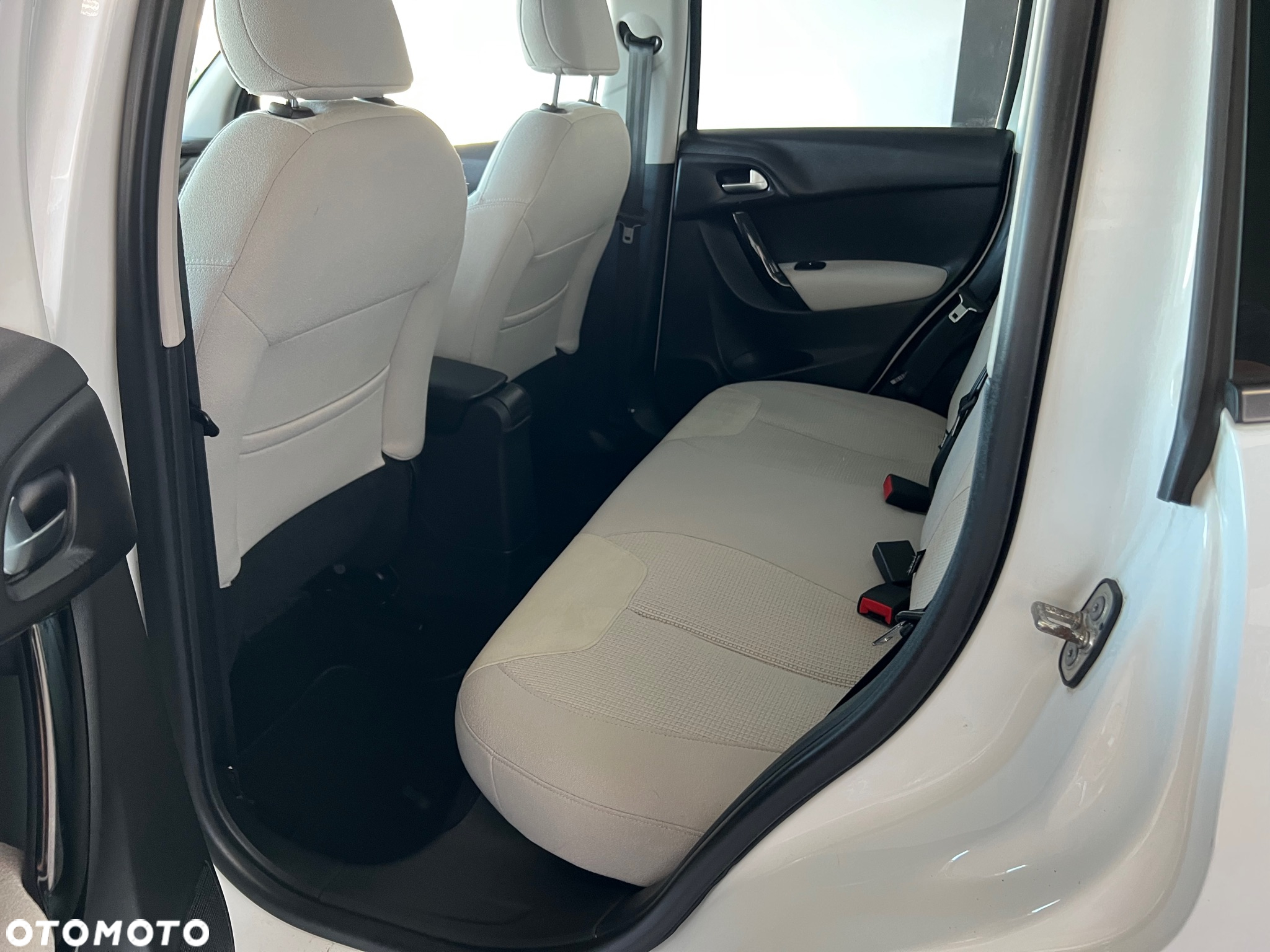 Citroën C3 1.2 VTi Exclusive - 21