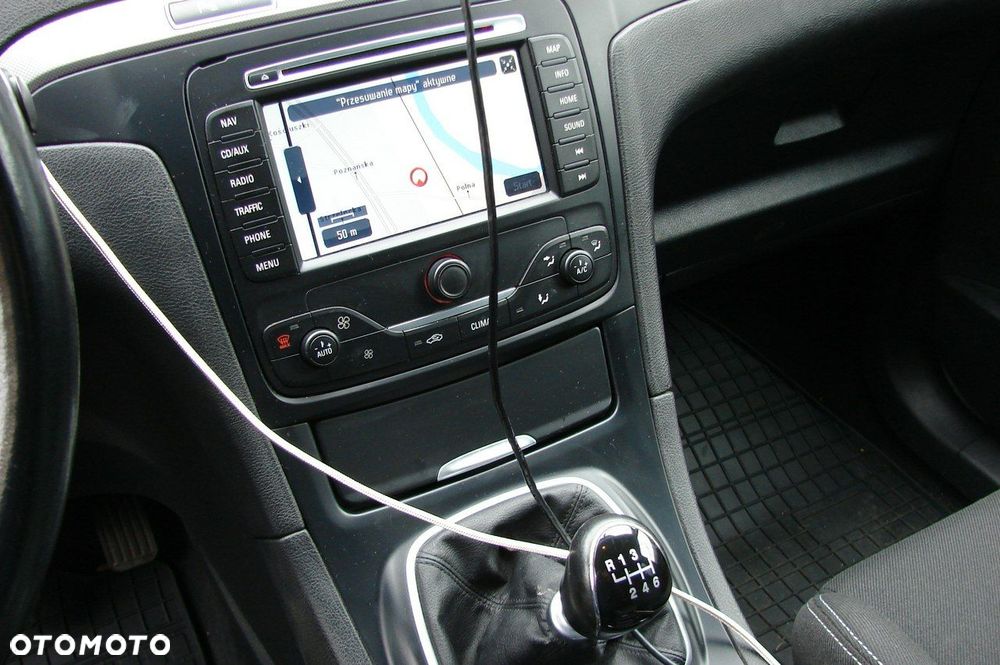 Ford S-Max - 9
