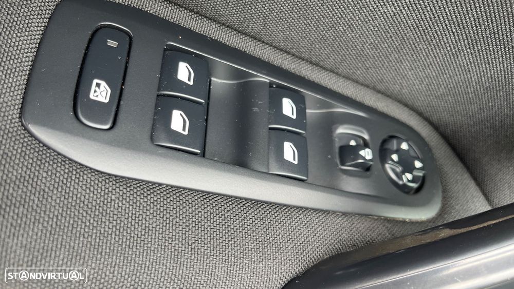 Peugeot 308 1.6 BlueHDi Active J17 - 39
