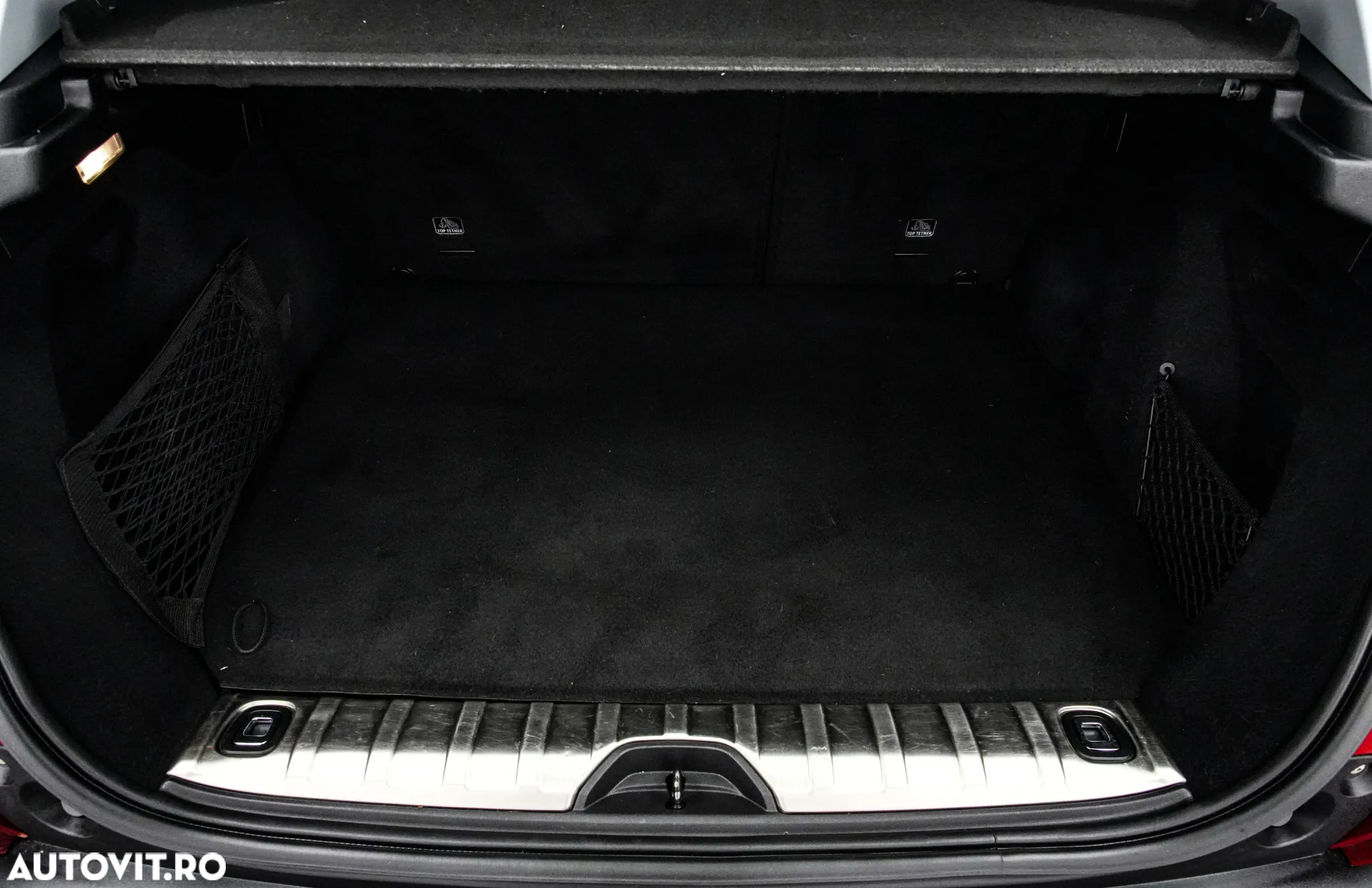 Peugeot 2008 1.2 PureTech Turbo EAT6 S&S Allure - 24