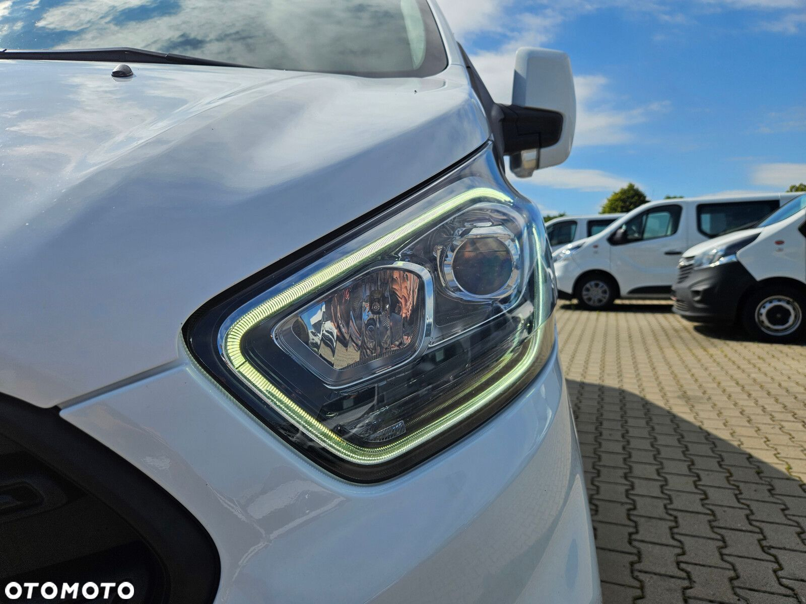 Ford transit-custom L2H1 *89900zł NETTO* Brygadówka 6 osób 2.0TdCi/170KM - 14