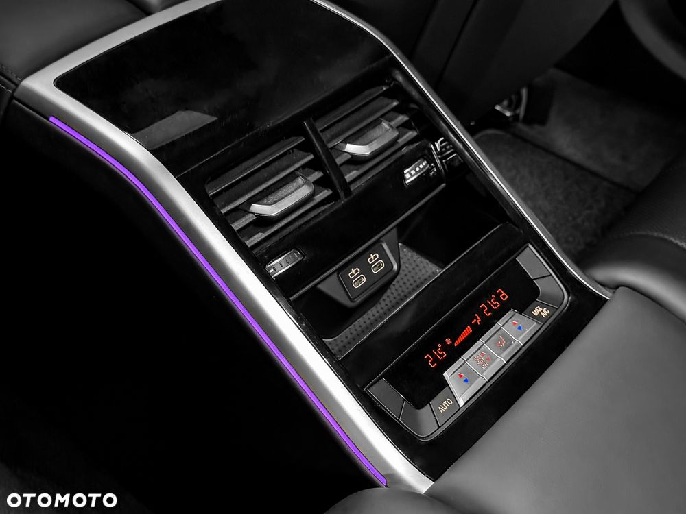 BMW Seria 8 840d xDrive - 31