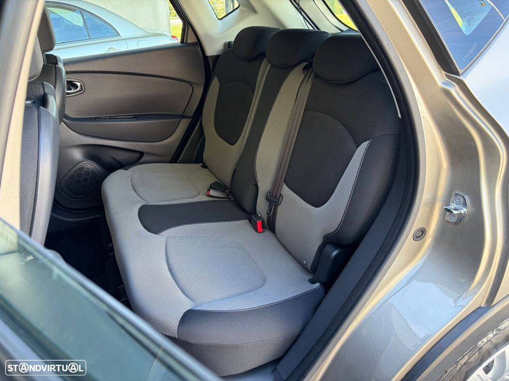 Renault Captur 0.9 TCE Exclusive - 9