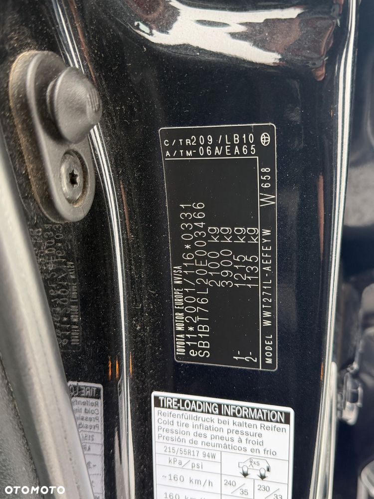 Toyota Avensis 2.0 D-4D Premium - 13