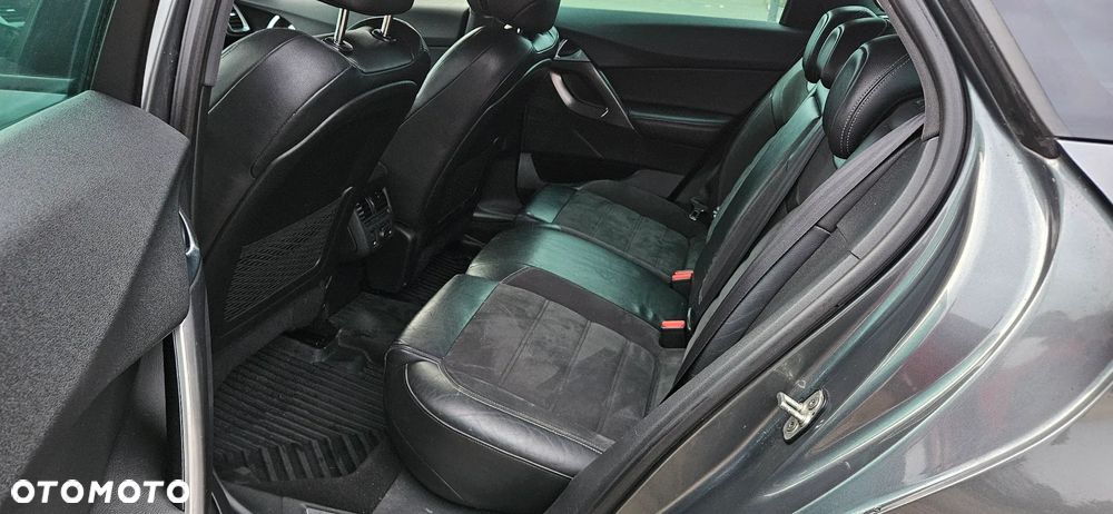 Citroën DS5 BlueHDi 150 So Chic - 8