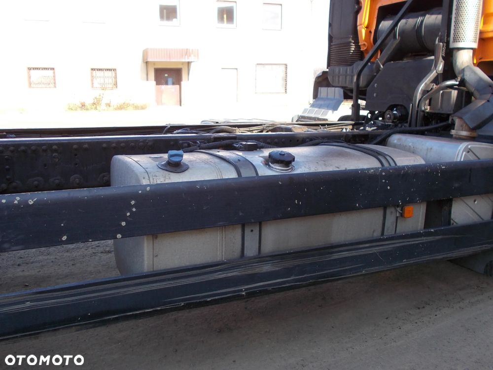 MAN TGS BECZKA ASENIZACJA, KRÓTKI ROZSTAW 410cm, EURO-5, 3-y OSIOWY, OŚ SKRĘTNA, 6x2 - 4