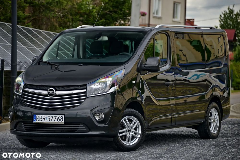Opel Vivaro - 10