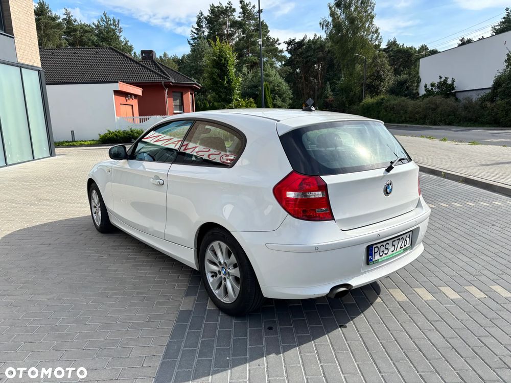 BMW Seria 1 116i - 3