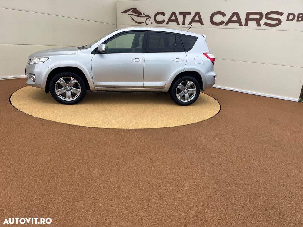 Toyota RAV4 - 7