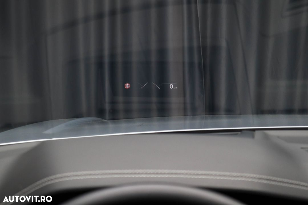 Volkswagen Touareg - 31