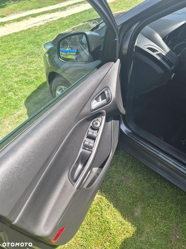 Ford Focus - 18