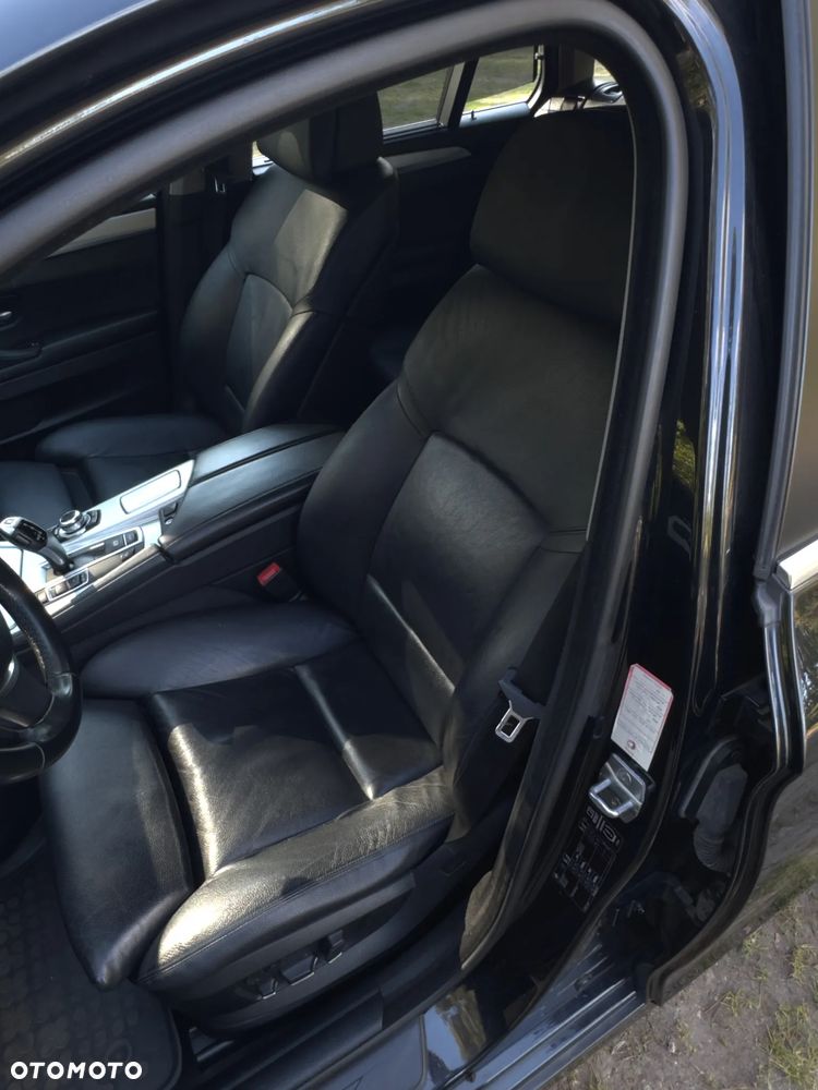 BMW Seria 5 520d - 7
