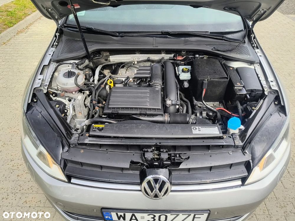 Volkswagen Golf 1.4 TSI BMT Comfortline - 34
