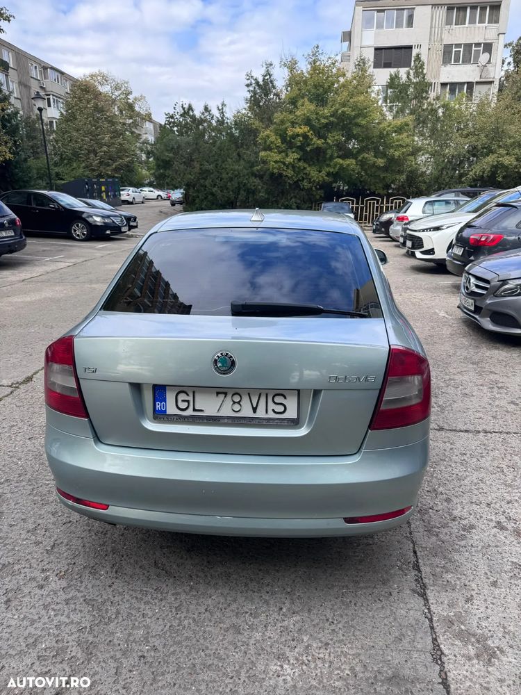 Skoda Octavia 1.4 TSI Ambiente - 6