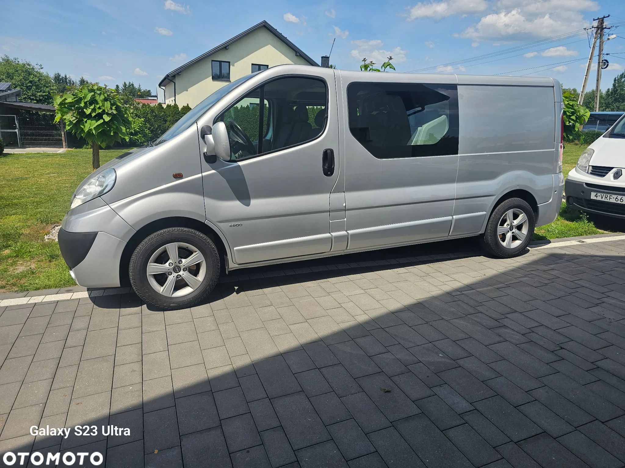 Opel Vivaro - 1
