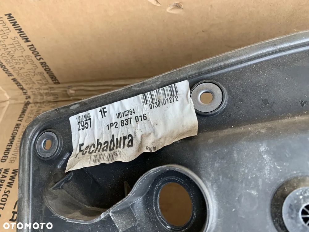 Wygłuszenie drzwi VW EOS 1Q0837756 1Q1837756B - 5